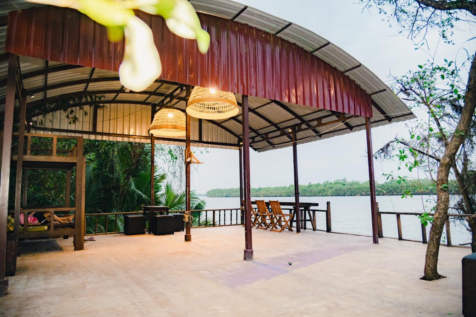 Banyan Tree Hostel كامبوت المظهر الخارجي الصورة