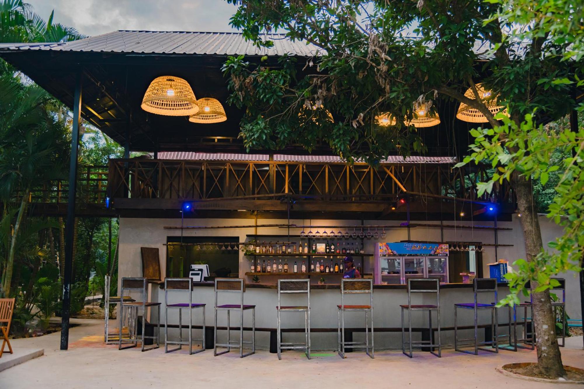 Banyan Tree Hostel كامبوت المظهر الخارجي الصورة